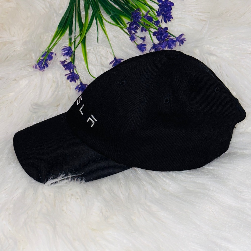 Tesla Baseball Cap - Picture 3 of 5